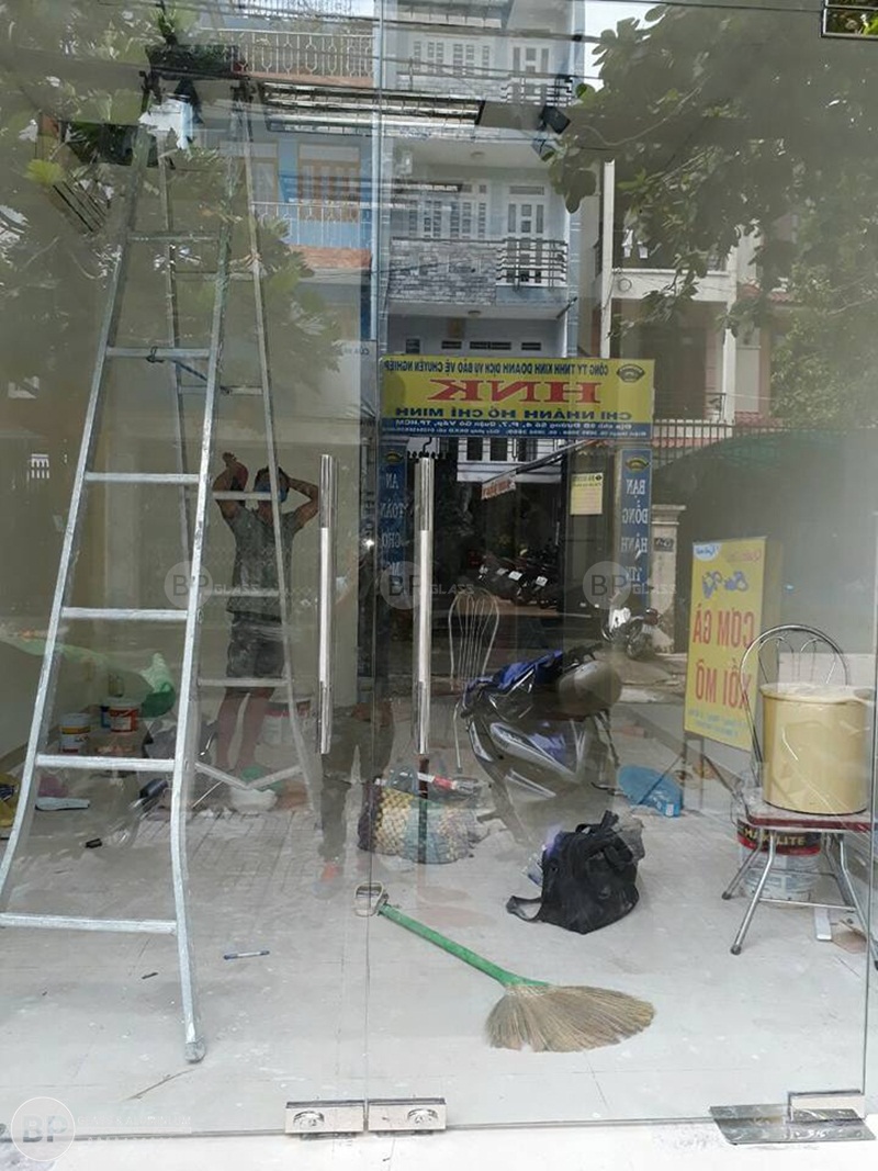 cửa kính cường lực tại Quận Vò Gấp, HCM